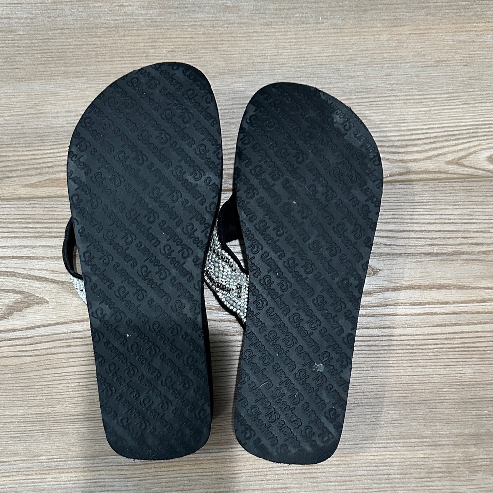 Skechers Black Sandals with rhinestones - Picture 5 of 5